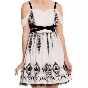 NWT Disney Princesses Cold Shoulder Gown Large NEW WITH TAGS Prom Formal Event